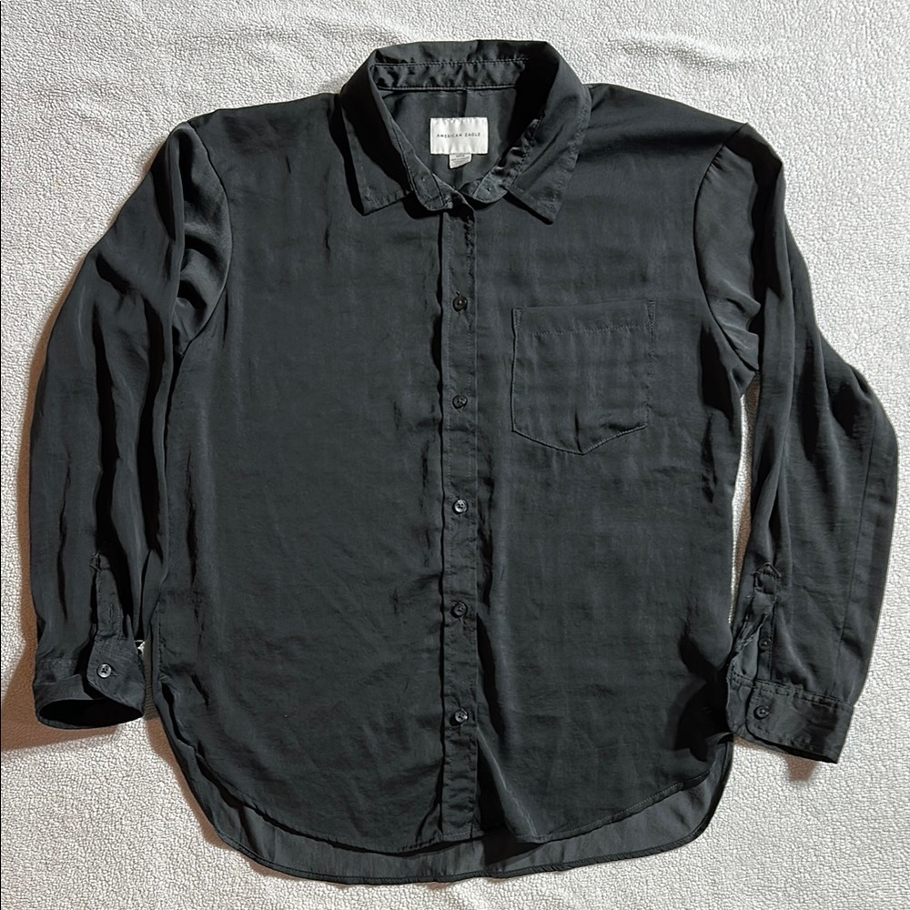 American Eagle Outfitters Black Casual Button Down Silky Shirt